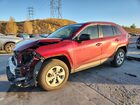 2020 Toyota Rav4 Le Red vin: JTMF1RFV7LD053743