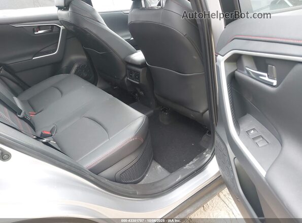 JTMFB3FV2RD206869 2024 TOYOTA RAV4 PRIME Gray Widok naklejki z numerem VIN