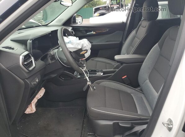KL79MMSL5SB016418 2025 CHEVROLET TRAILBLAZER Белый Вид салона спереди