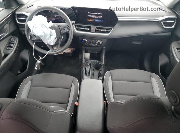 KL79MMSL5SB016418 2025 CHEVROLET TRAILBLAZER Белый Вид панели приборов
