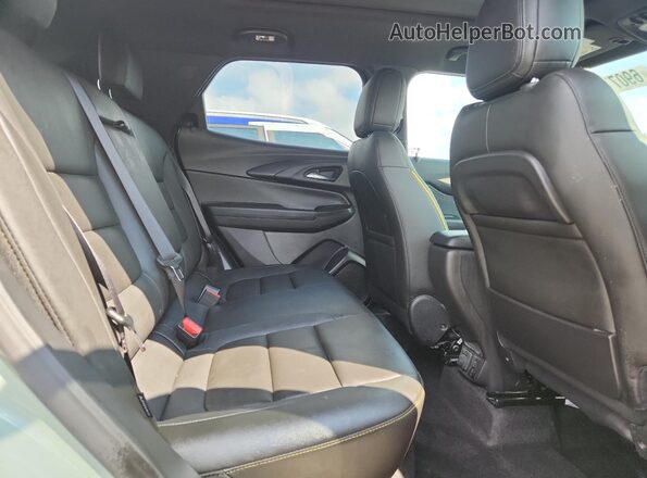 KL79MVSL4SB073859 2025 CHEVROLET TRAILBLAZER Зеленый Вид задней части салона