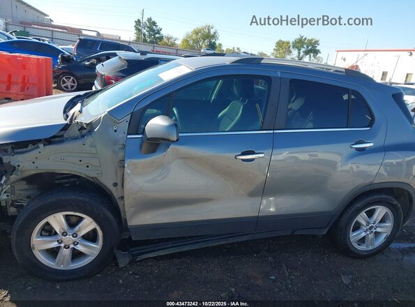 KL7CJLSB5KB928837 2019 CHEVROLET TRAX Серебряный Панорамный вид салона 360°