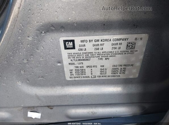 KL7CJLSB5KB928837 2019 CHEVROLET TRAX Серебряный Вид подкапотного пространства