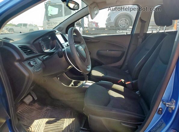 KL8CB6SA1JC465427 2018 CHEVROLET SPARK Blue Widok wnętrza z przodu