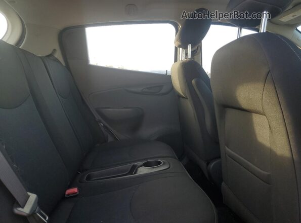 KL8CD6SA7NC010890 2022 CHEVROLET SPARK White Rear seats view