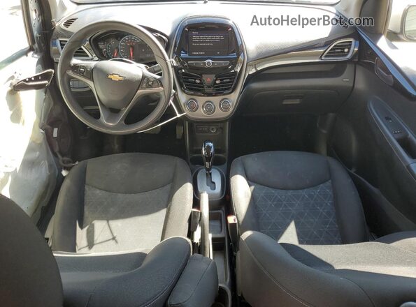 KL8CD6SAXLC408057 2020 CHEVROLET SPARK Silver Widok deski rozdzielczej