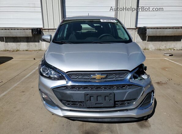 KL8CD6SAXLC408057 2020 CHEVROLET SPARK Silver Widok z przodu
