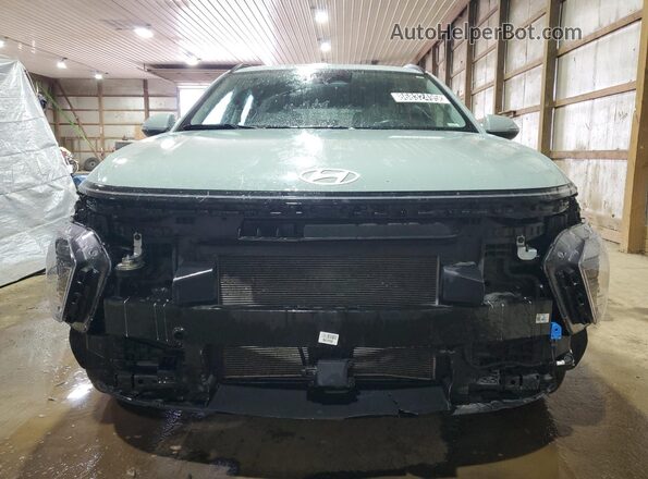 KM8HCCAB2RU075277 2024 HYUNDAI KONA Бирюзовый Вид спереди