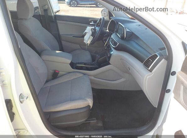 KM8J2CA49LU130756 2020 HYUNDAI TUCSON Белый Вид салона спереди