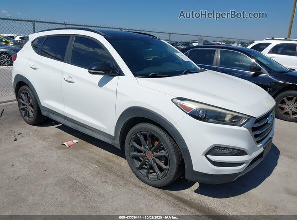 KM8J33A2XHU548973 2017 HYUNDAI TUCSON White Delantero derecho