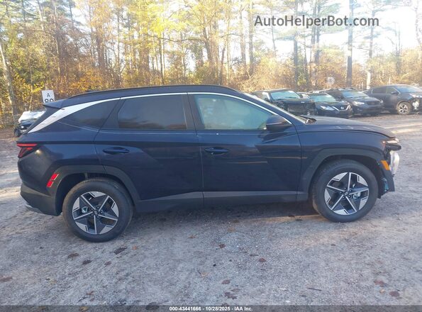 KM8JCDD11SU379376 2025 HYUNDAI TUCSON HYBRID Синий Вид задней части салона