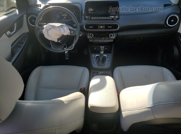 KM8K53A37PU975078 2023 HYUNDAI KONA Черный Вид панели приборов