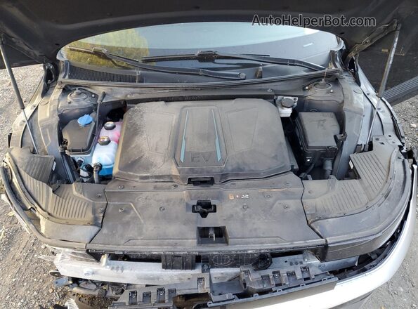 KM8KMDAF0NU100067 2022 HYUNDAI IONIQ Черный Вид подкапотного пространства