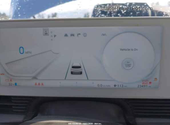 KM8KNDAF3PU142393 2023 HYUNDAI IONIQ 5 Silver Widok tylnych siedzeń