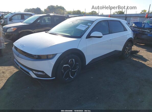 KM8KNDAF8PU174045 2023 HYUNDAI IONIQ 5 Белый Передняя левая четверть