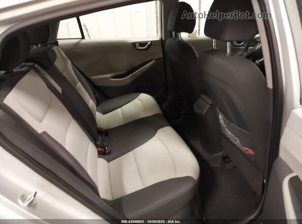 KMHC65LCXHU057496 2017 HYUNDAI IONIQ HYBRID Серебряный Вид наклейки с VIN-кодом