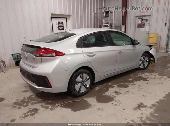 KMHC65LCXHU057496 2017 HYUNDAI IONIQ HYBRID Серебряный Задняя правая четверть