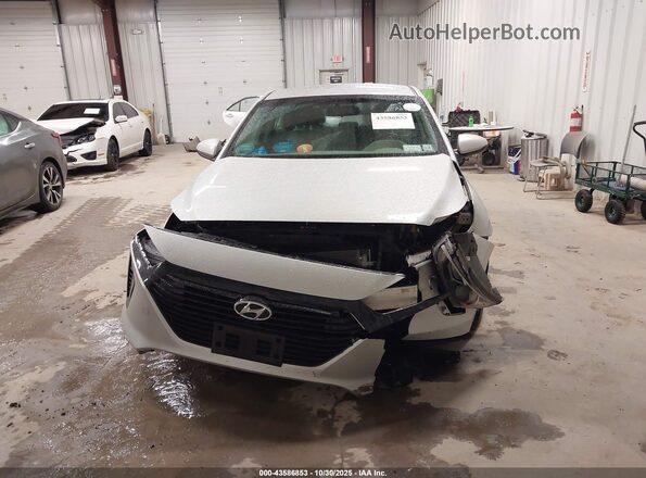 KMHC65LCXHU057496 2017 HYUNDAI IONIQ HYBRID Серебряный Вид задней части салона