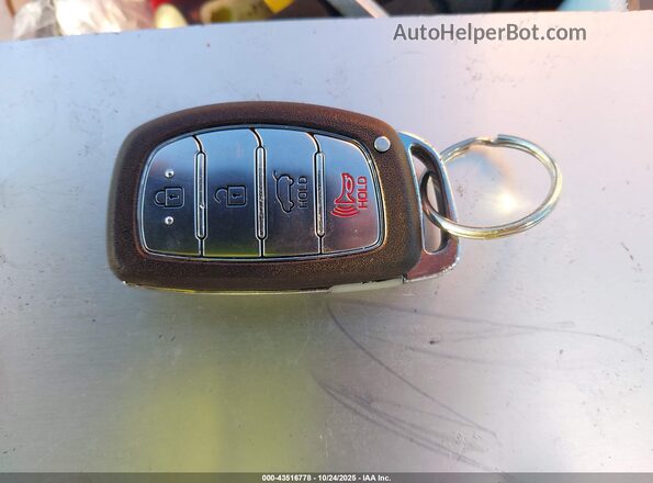 KMHC75LC1HU045752 2017 HYUNDAI IONIQ HYBRID Blue Widok deski rozdzielczej