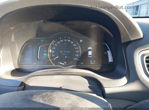 KMHC75LC1HU045752 2017 HYUNDAI IONIQ HYBRID Blue Widok tylnych siedzeń