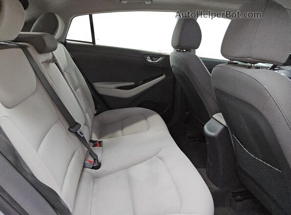 KMHC85LC4MU256404 2021 HYUNDAI IONIQ Silver Вид задніх сидінь