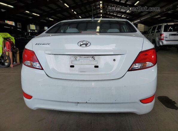 KMHCT4AE7GU952904 2016 HYUNDAI ACCENT White Widok z tyłu