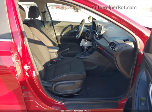 KMHH35LE2KU089415 2019 HYUNDAI ELANTRA GT Red Front interior view