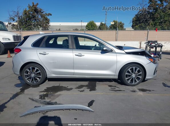 KMHH35LE4JU025407 2018 HYUNDAI ELANTRA GT Серебряный Панорамный вид салона 360°