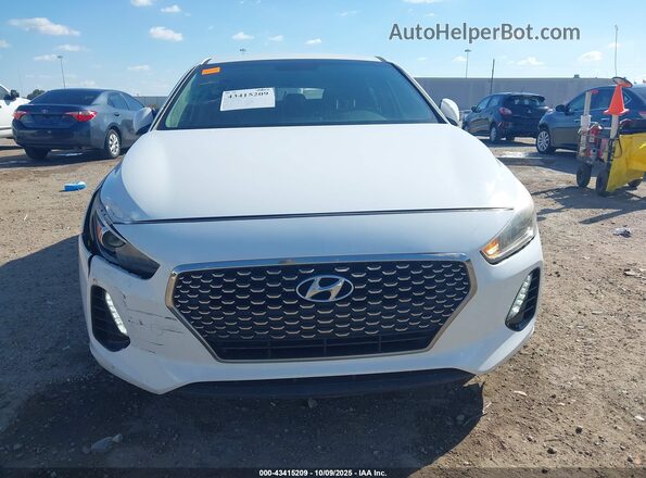 KMHH35LE8KU088253 2019 HYUNDAI ELANTRA GT White ხელსაწყოთა პანელის ხედი