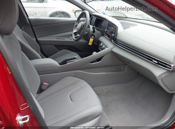 KMHLL4DG2RU778871 2024 HYUNDAI ELANTRA Red Widok wnętrza z przodu