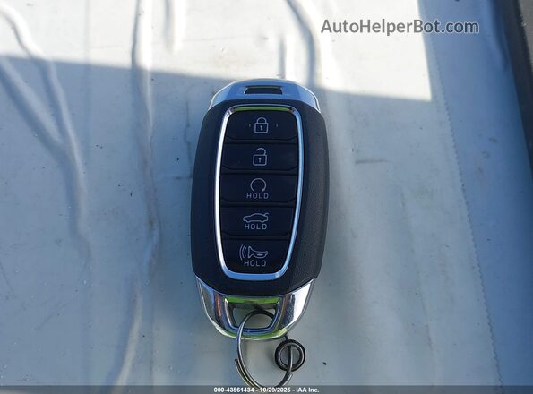KMHLM4AJ5PU082807 2023 HYUNDAI ELANTRA HYBRID Серый Вид панели приборов