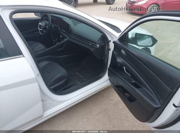 KMHLN4AJ0MU007859 2021 HYUNDAI ELANTRA HYBRID Белый Вид салона спереди