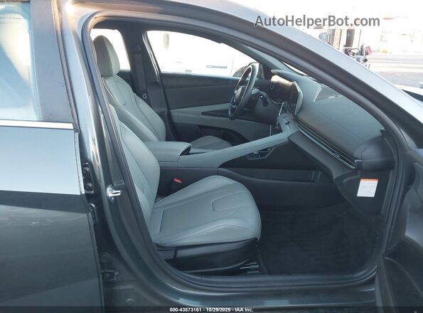 KMHLN4DJ2RU093761 2024 HYUNDAI ELANTRA HYBRID Gray Սալոնի դիմացի տեսք