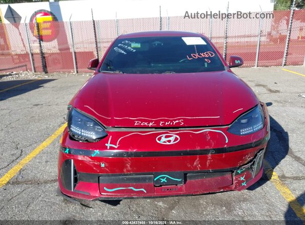 KMHM34AA5PA047323 2023 HYUNDAI IONIQ 6 Maroon Vista del salpicadero