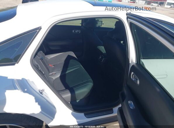 KMHM54AC2SA083586 2025 HYUNDAI IONIQ 6 White VIN կոդի պիտակի տեսք