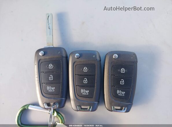 KMHRB8A32LU031641 2020 HYUNDAI VENUE Черный Вид панели приборов