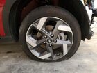 2025 Hyundai Venue Sel Красный vin: KMHRC8A39SU407246 Damage: Right Front Tire, Flat, Repair Required