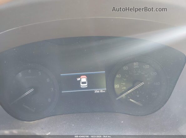 KMTFN4JE7LU337129 2020 GENESIS G80 White Vista de los asientos traseros
