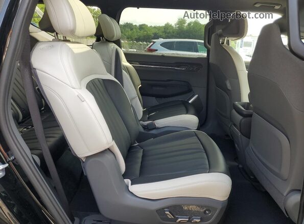 KNDAEFS5XR6020316 2024 KIA EV9 Black Widok wnętrza z tyłu