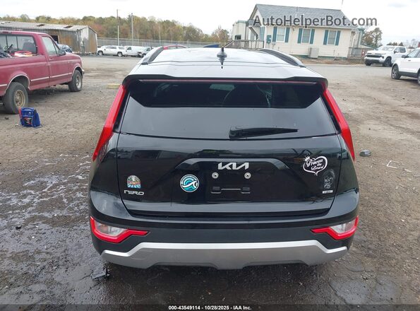 KNDCP3LE3R5171519 2024 KIA NIRO Черный 
