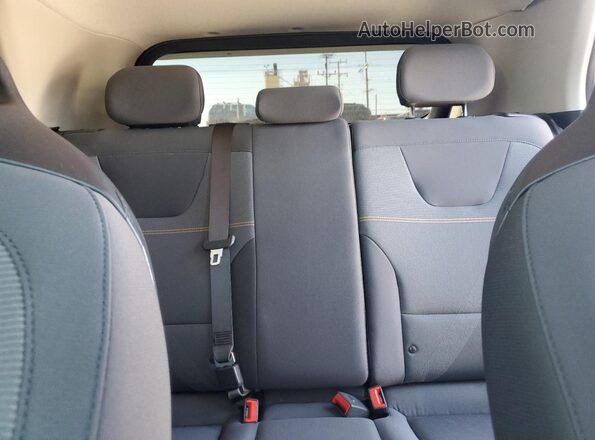 KNDCP3LE7S5264792 2025 KIA NIRO Black Vista de los asientos traseros