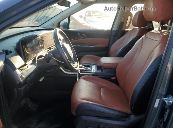 KNDNE5H37P6209097 2023 KIA CARNIVAL Синий Вид салона спереди