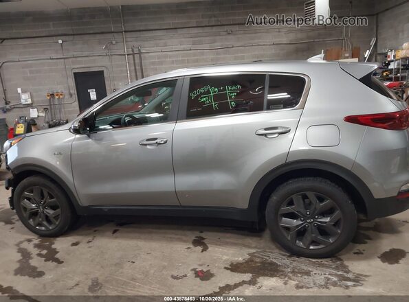 KNDPMCAC1N7958172 2022 KIA SPORTAGE Серебряный Панорамный вид салона 360°