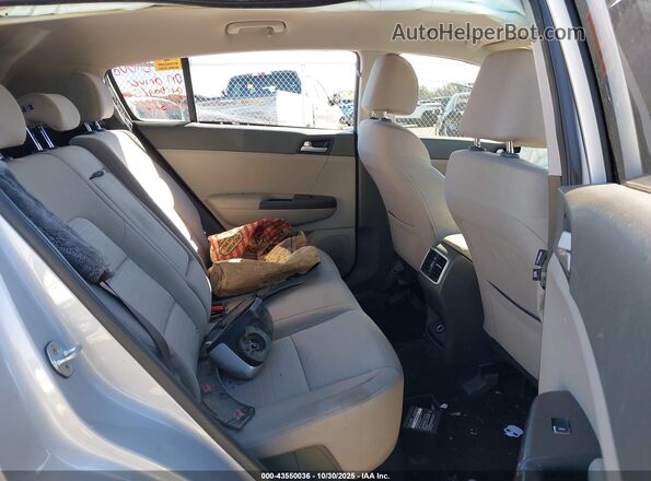 KNDPMCAC2J7371635 2018 KIA SPORTAGE Серебряный Вид наклейки с VIN-кодом