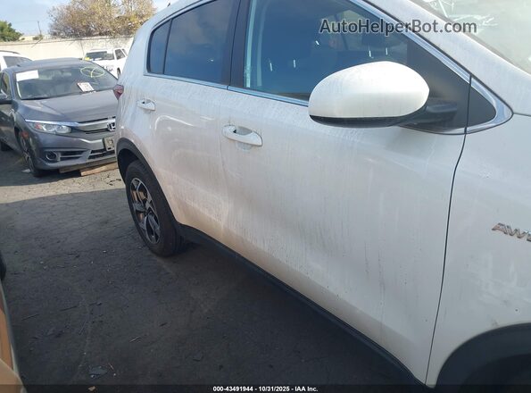 KNDPMCAC8M7917682 2021 KIA SPORTAGE White Widok zestawu wskaźników