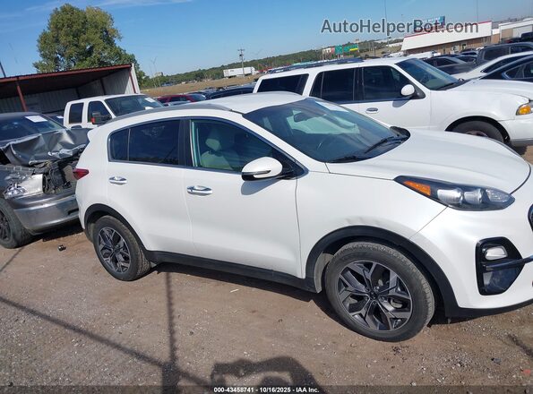KNDPN3AC3L7733228 2020 KIA SPORTAGE White Widok wnętrza z tyłu
