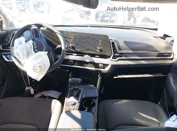 KNDPU3AF1P7036546 2023 KIA SPORTAGE Серый Вид салона спереди