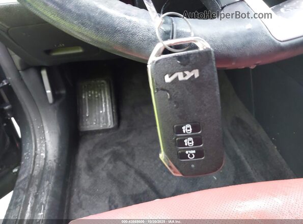 KNDPXCDG0S7176897 2025 KIA SPORTAGE HYBRID Черный Вид панели приборов