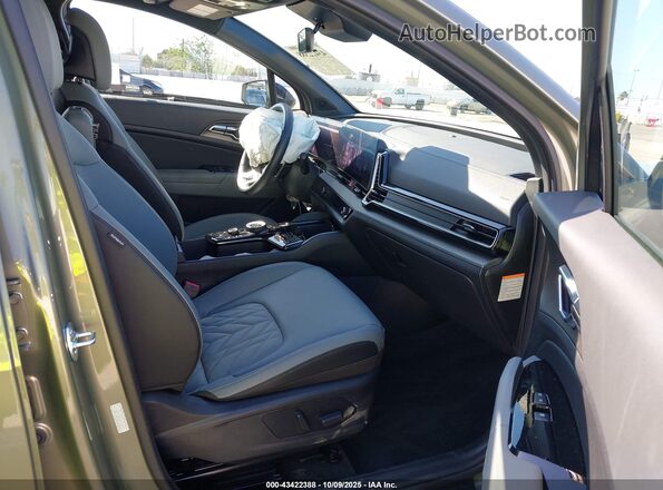 KNDPZDDH3S7237975 2025 KIA SPORTAGE PLUG-IN HYBRID Зеленый Вид салона спереди
