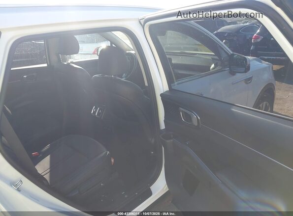 KNDRHDLG4P5188597 2023 KIA SORENTO HYBRID White Вид наклейки з VIN-кодом